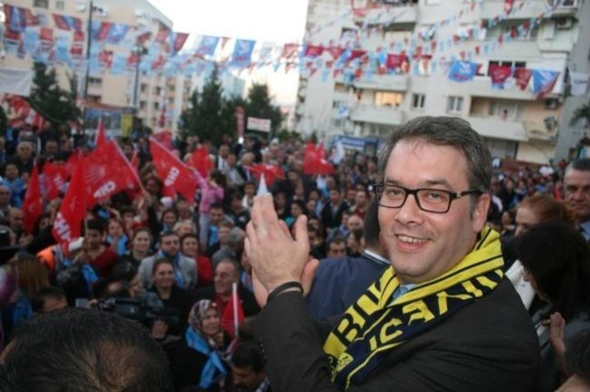 Piriştina: "ceketimi Koysam Kazanırım Diyenleri Sandığa G&ouml;meceğiz"