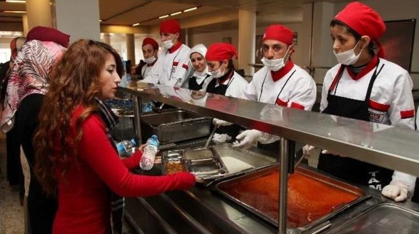 Ga&uuml;n&rsquo;de 18 Mart &Ccedil;anakkale Şehitleri Anısına &lsquo;ecdad Men&uuml;s&uuml;&rsquo; Verildi