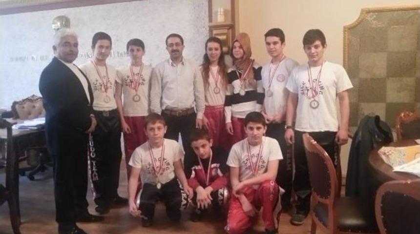 Sakarya&rsquo;ya 9 Ayrı Birincilik Getirdiler