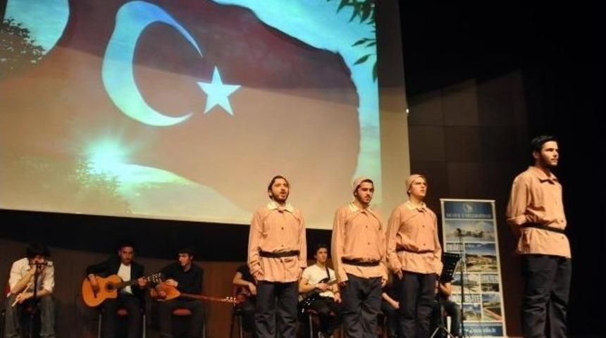 D&uuml;&rsquo;de &Ccedil;anakkale Zaferi Kutlandı