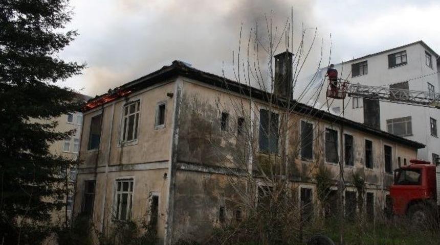 Trabzon&rsquo;da Yangın Paniği
