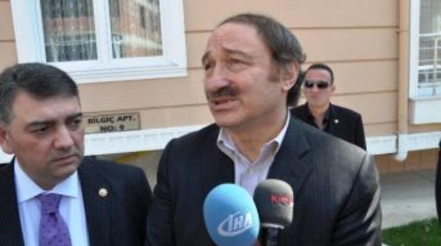 &Ouml;zak: &ldquo;2010-2011 Sezonu Şampiyonu Trabzonspor&rdquo;