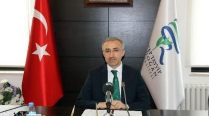 Rte&uuml; Rekt&ouml;r&uuml; Karaman&rsquo;dan Ygs Sınavı &Ouml;ncesi Uyarılar