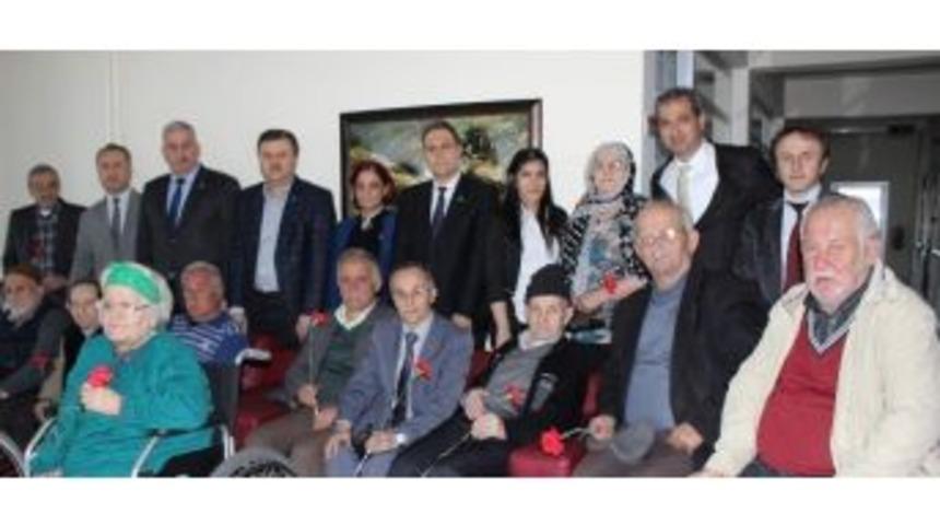 Halk Sağlığı'ndan Huzurevine Ziyaret
