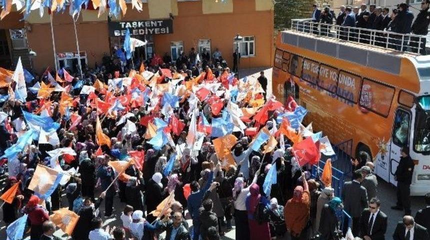 Davutoğlu Memleketi Taşkent&rsquo;te Halka Seslendi