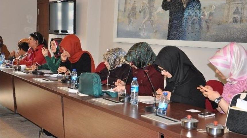 Ak Partili Kadınlardan, Başbakanın Mitingine Telefonlu Davet