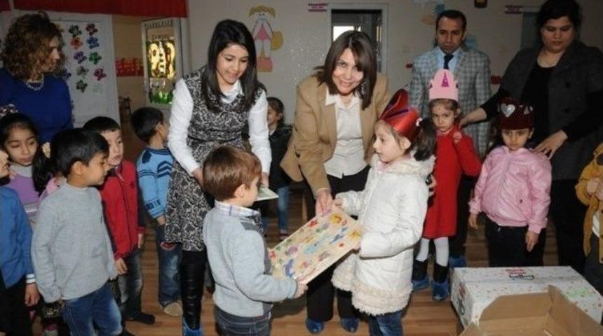 Velilerden Anaokullarına Yardım