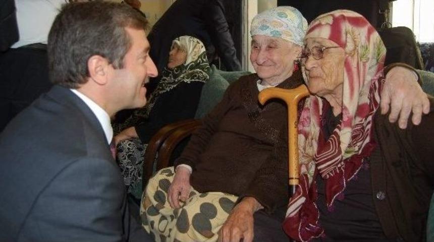 &lsquo;yaşlılarımız Milletimizin Onurudur&rsquo;