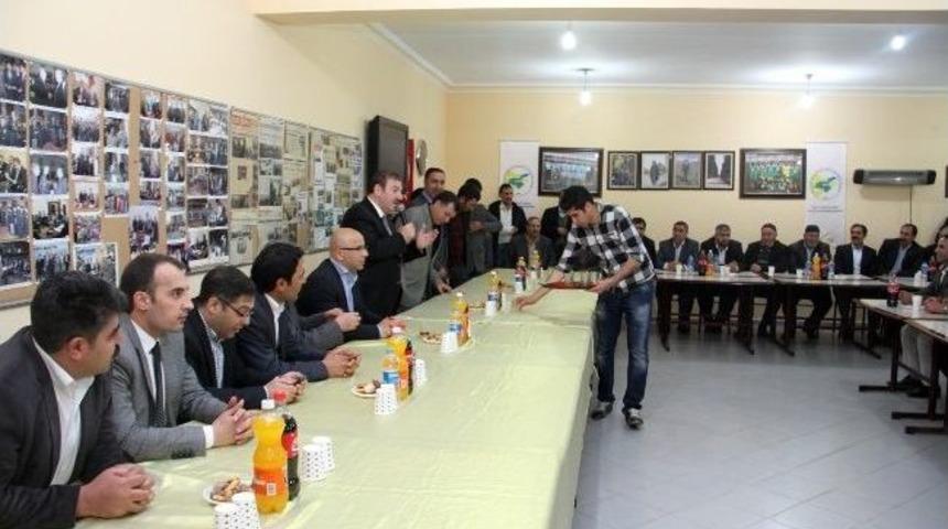 &Ouml;zalp-saray Derneği Kadıoğlu&rsquo; Nu Ağırladı