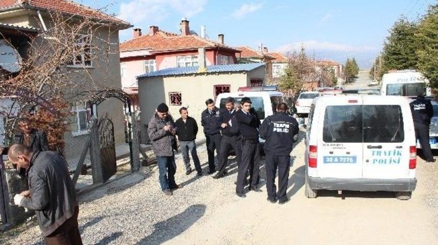 Yaşlı Adam Evinde &Ouml;l&uuml; Bulundu