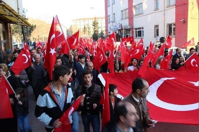 Tavşanlı da "anarşiye Lanet" Y&uuml;r&uuml;y&uuml;ş&uuml; 3