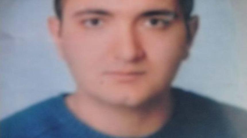 Kırıkkale &Uuml;niversitesi Diş Hekimliği Fak&uuml;ltesi &Ouml;n&uuml;nde Oturma Eylemi