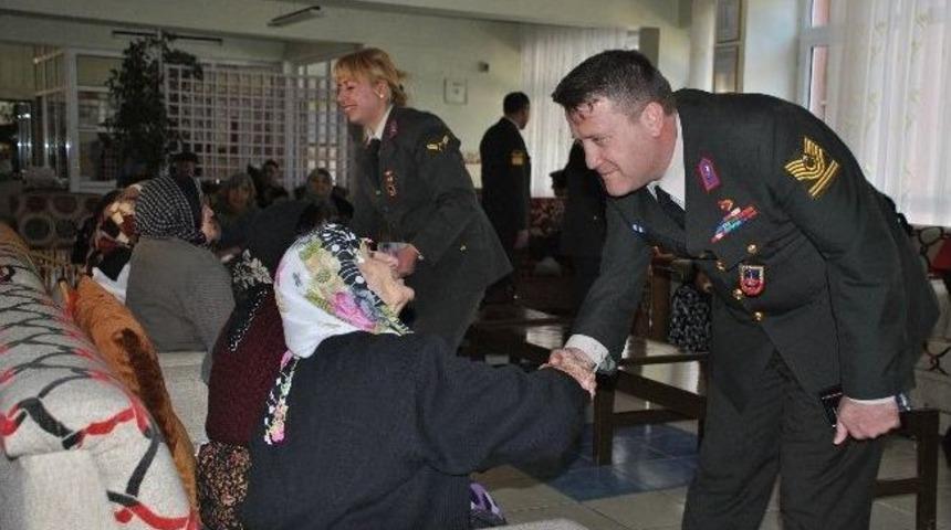 Jandarmadan Huzurevine Ziyaret