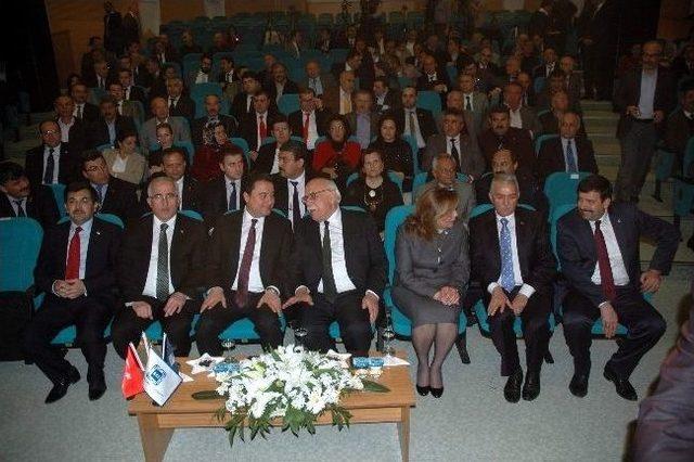 Başbakan Yardımcısı Ali Babacan: 1