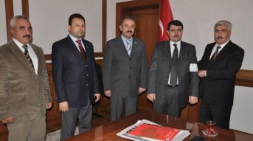 Yeşilay Cemiyetinden Vali Şahin&rsquo;e Ziyaret