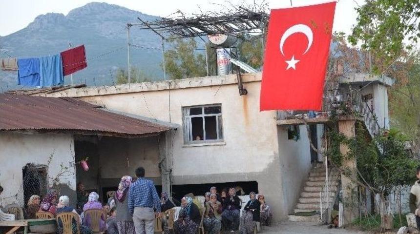 Şehit Polisin Ceyhan&rsquo;daki Babaevi Yasa B&uuml;r&uuml;nd&uuml;