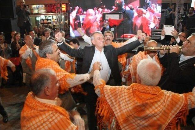 Başkan Şenol&rsquo;un Gurur G&uuml;n&uuml; 1
