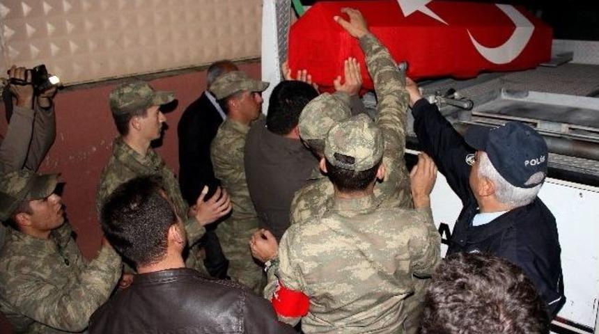 Şehitlerin Cenazesi Adana Adli Tıp Kurumu'na Getirildi