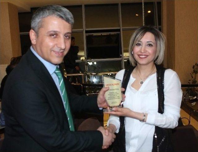 Sanat&ccedil;ı Doktorlar 3