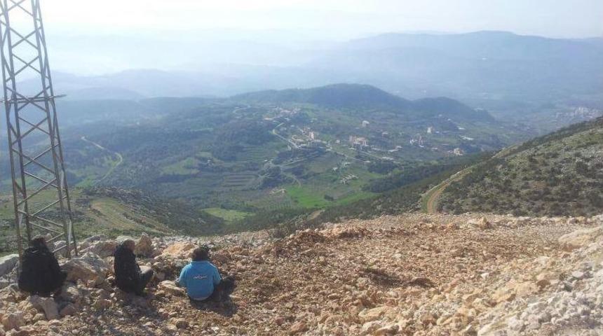 Esed'in Elindeki Sınır Kapısına Saldırı