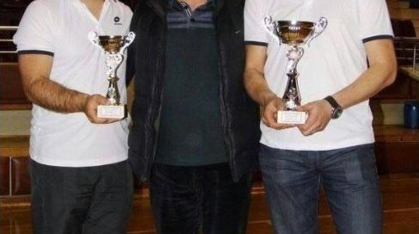 G&uuml;&ccedil;lerini Birleştirip Şampiyon Oldular