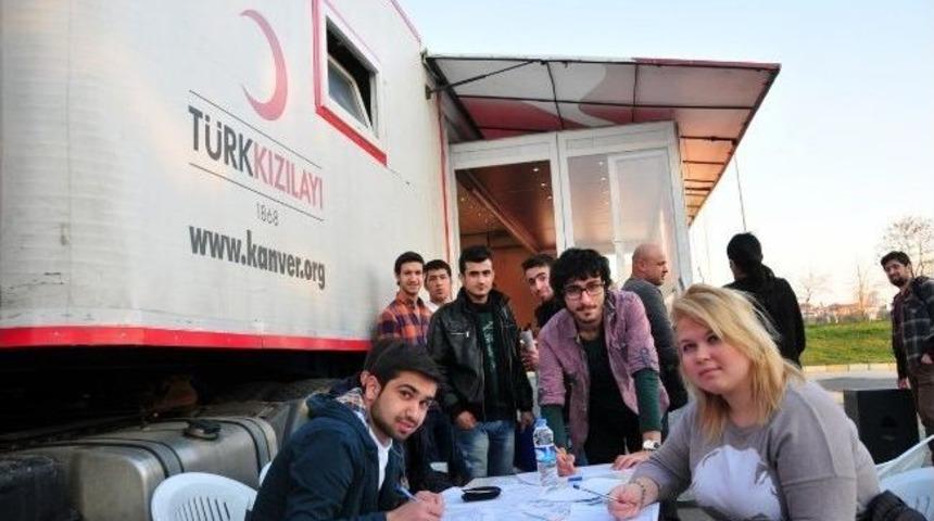Namık Kemal &Uuml;niversitesi&rsquo;nden Rekor Kan Bağışı