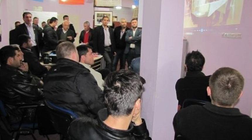 Hisarcık Ak Parti'de Sandık G&ouml;revlileri İle M&uuml;şahitlere Eğitim