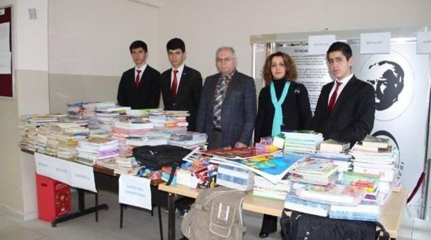 Oltu Anadolu Lisesi&rsquo;nden &ldquo;bir Kalem Bir Defter Kampanyası