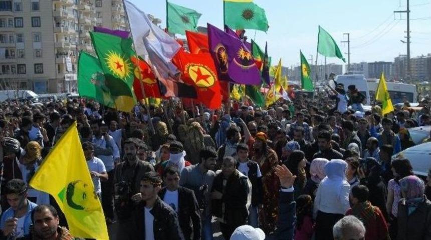 Diyarbakır&rsquo;da Nevruz Kutlamaları Başladı