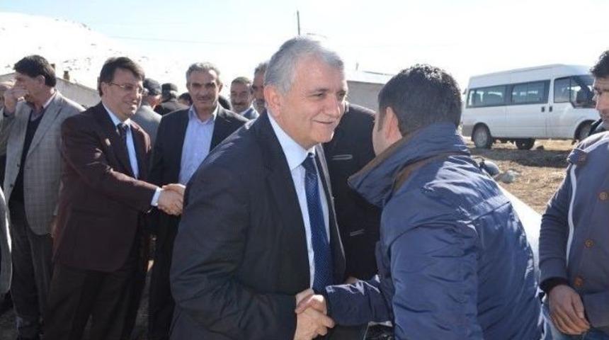 Ak Partili Vekillerden İl&ccedil;e Ziyaretleri