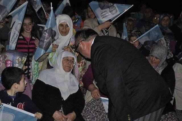 Bakan Çavuşoğlu Ve Ak Parti Adayı Barut Köy Ziyaretinde