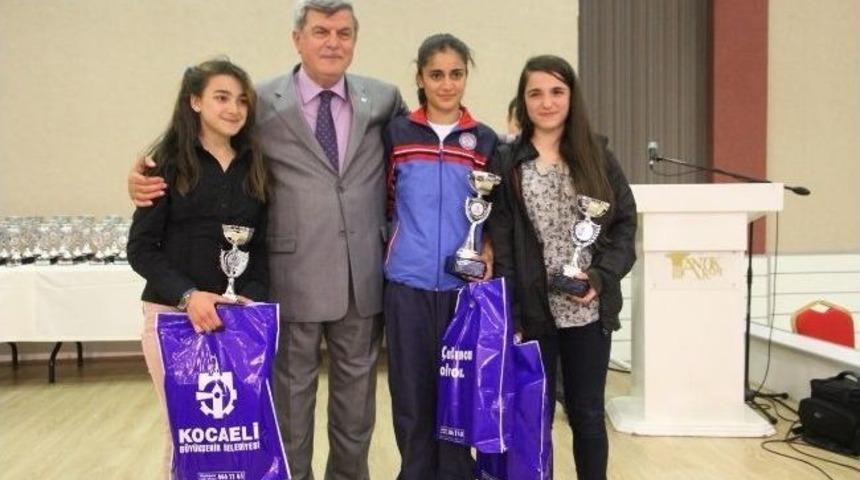 Kocaeli'de Şampiyonların Muhteşem Gecesi