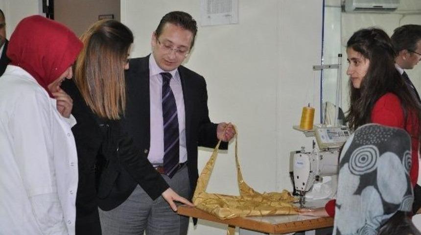 Kaymakam Demirci&rsquo;den Halk Eğitim Merkez M&uuml;d&uuml;rl&uuml;ğ&uuml;'ne Ziyaret