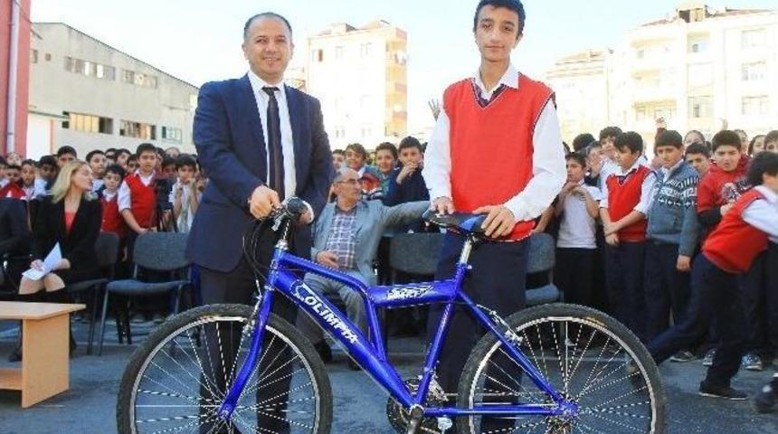 250 Litre Atık Yağ Topladı, &Ccedil;evre Bilinciyle &Ouml;rnek Oldu