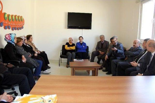 Ak Parti Bartın Belediye Başkan Adayı Dr. Seyfettin Kalay: 1