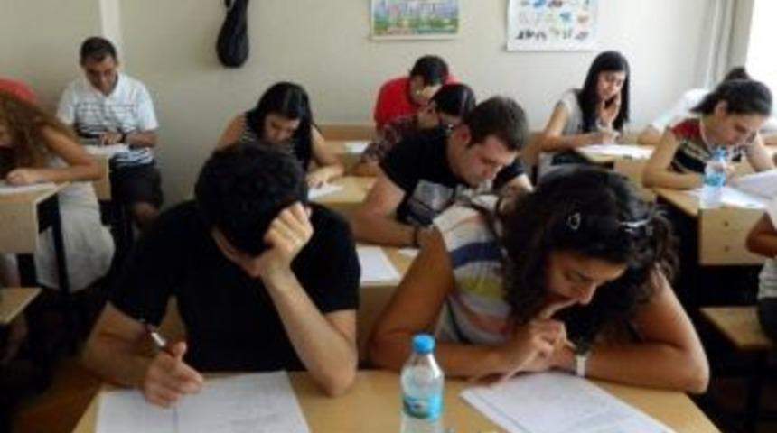 Aydın&rsquo;da 9978 &Uuml;niversite Adayı Ygs&rsquo;de Ter D&ouml;kecek