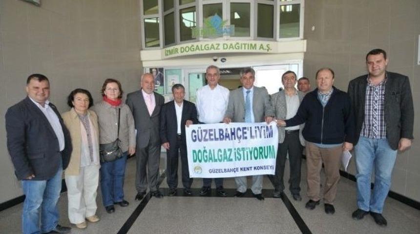G&uuml;zelbah&ccedil;elilerden, İzmirgaz'a 'doğalgaz İstiyoruz' Ziyareti