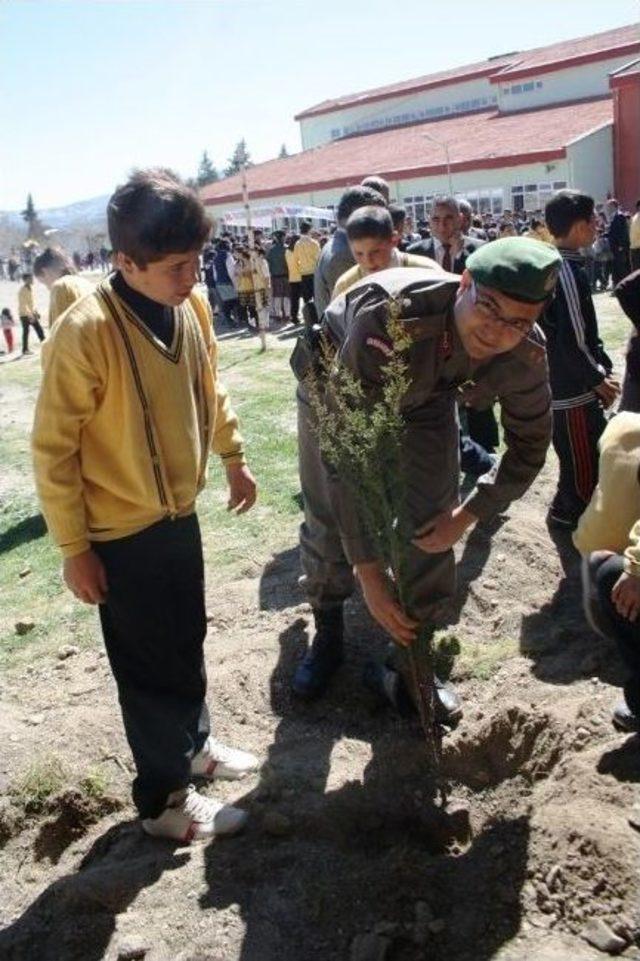 Selendi Nevruz'u Coşkuyla Kutladı