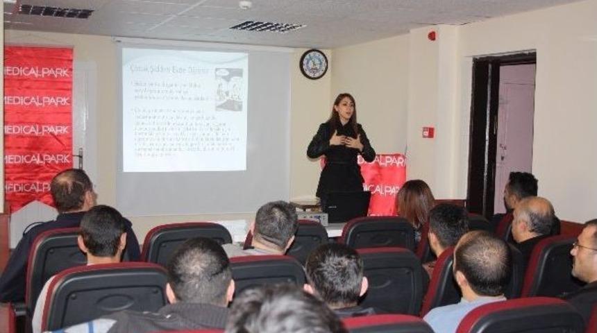 Medical Park, Mahkumlarına &lsquo;&ouml;fke Kontrol&uuml;&rsquo; Semineri Verdi