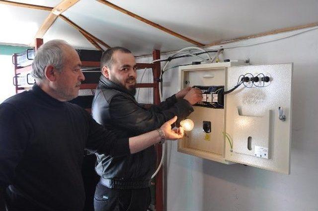 Sorgunlu İki Girişimci Kendi Elektriğini Üretiyor