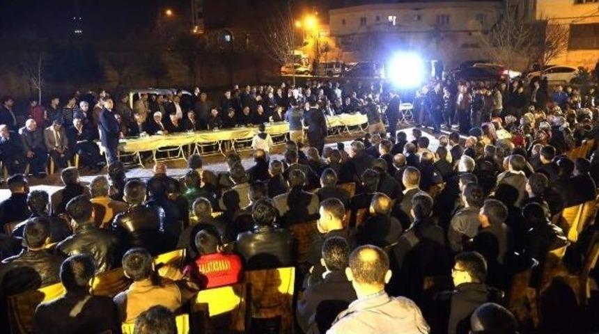 &Ccedil;ıksorutta Coşkulu Toplantı