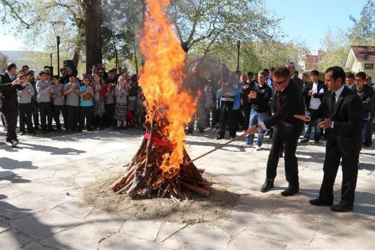 Mut&rsquo;ta Nevruz Kutlamaları