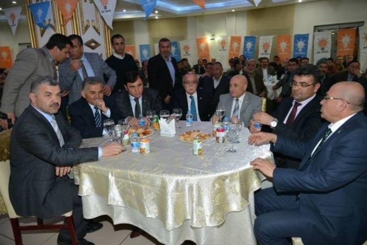 Başkan B&uuml;y&uuml;kılı&ccedil;&rsquo;a Ağrılılardan Teşekk&uuml;r Plaketi