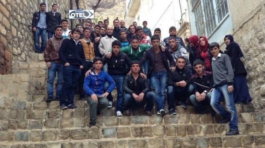 Ygs &Ouml;ncesi, &Uuml;niversiteleri Gezerek Moral Buldular