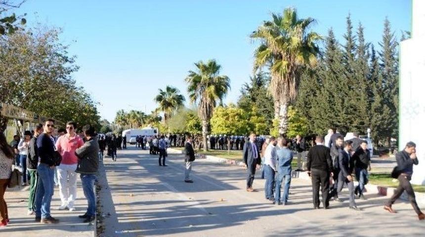 Karşıt G&ouml;r&uuml;şl&uuml; &Ouml;ğrenciler Arasında Gerginlik