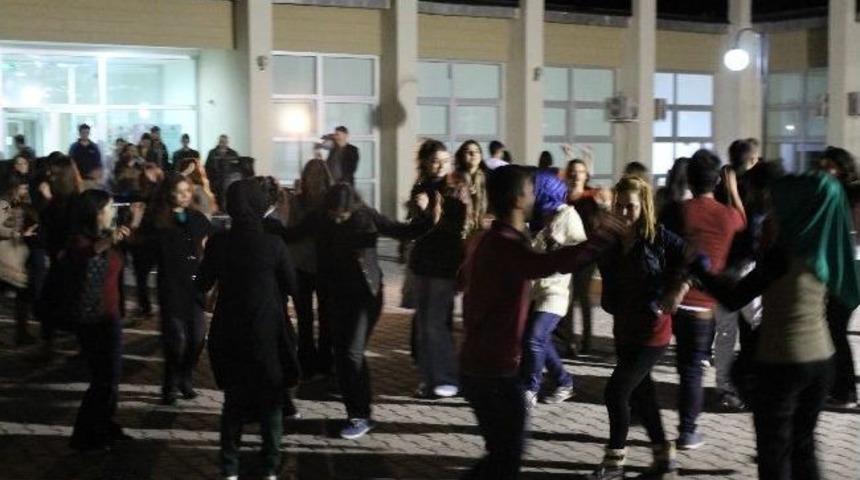 G&ouml;rdes'te Hoşgeldin Bahar Ve Nevruz Şenliği