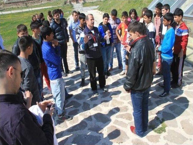 Kırklareli de &Ouml;ğrenciler  sokaktan Spora Projesi Kapsamında  &Ccedil;anakkale&rsquo;ye Gitti 2