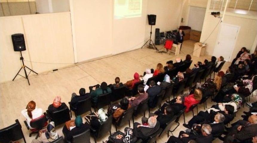 Kocaeli B&uuml;y&uuml;kşehir Belediyesi'nin Geri Kazanım Seminerleri Devam Ediyor