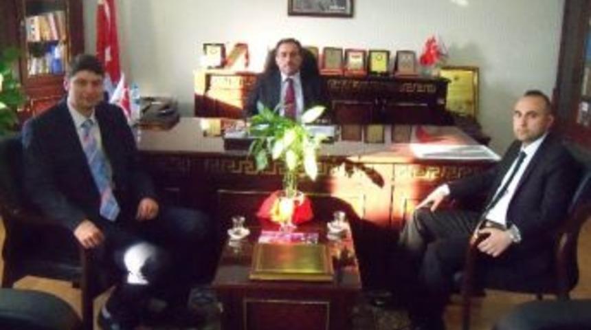 Gen&ccedil; Memur-sen Y&ouml;neticilerinden M&uuml;ft&uuml; &Ouml;zt&uuml;rk&rsquo;e Ziyaret