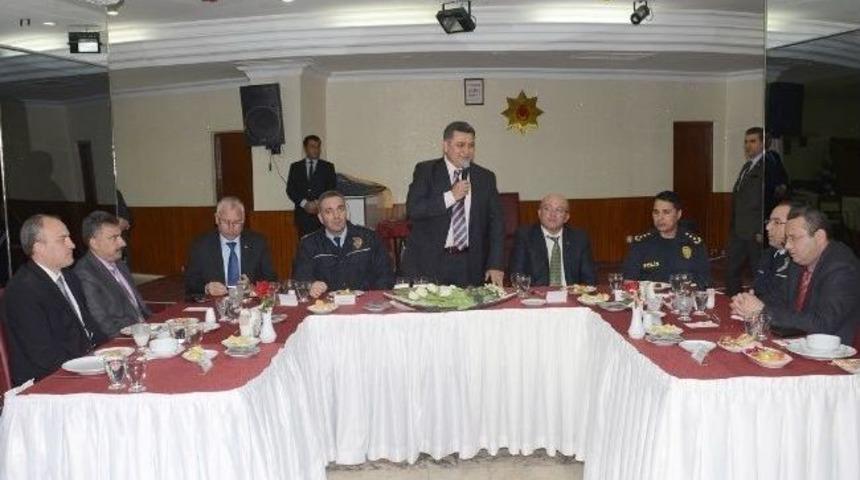 Emniyet Personeli Dayanışma Yemeğinde Buluştu